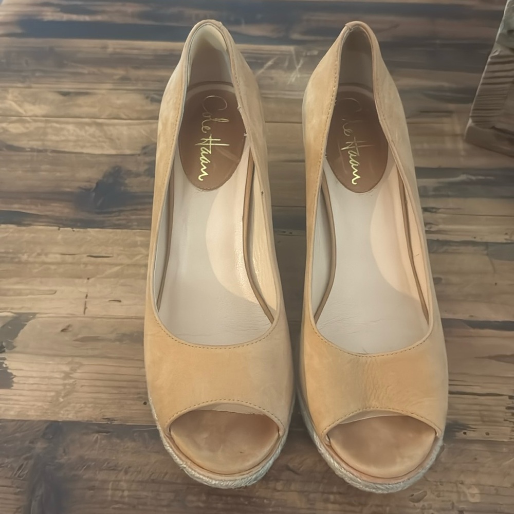 Cole Haan Tan Suede Wedge Peep-Toe Espadrilles size 6.5